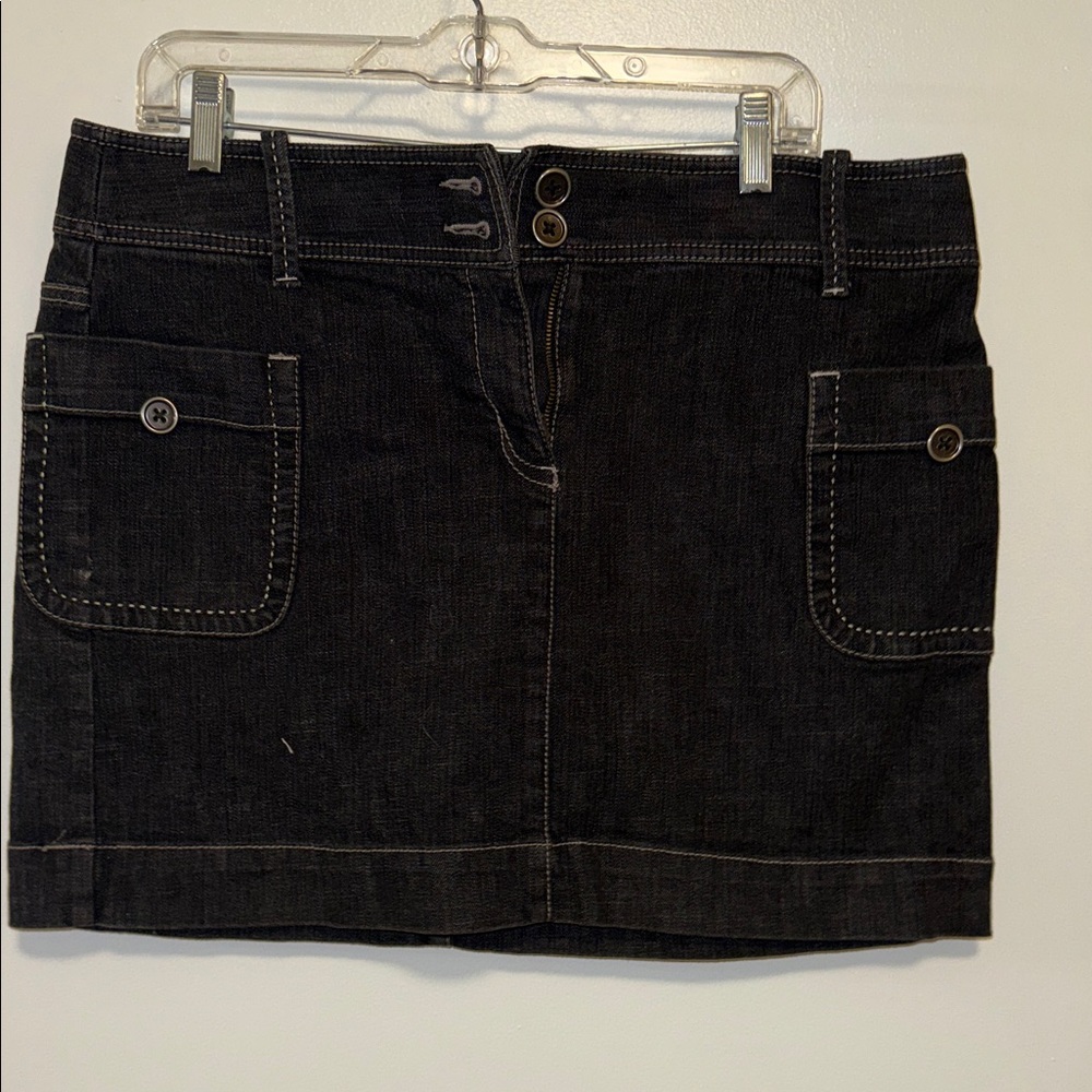 NWOT Ann Taylor Loft Denim Mini Skirt with Front Patch Pockets Size 12